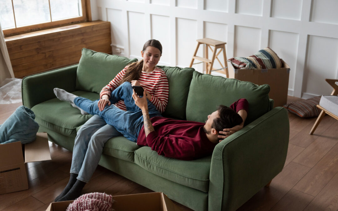 How to Choose a Couch That Won’t Sag After a Year