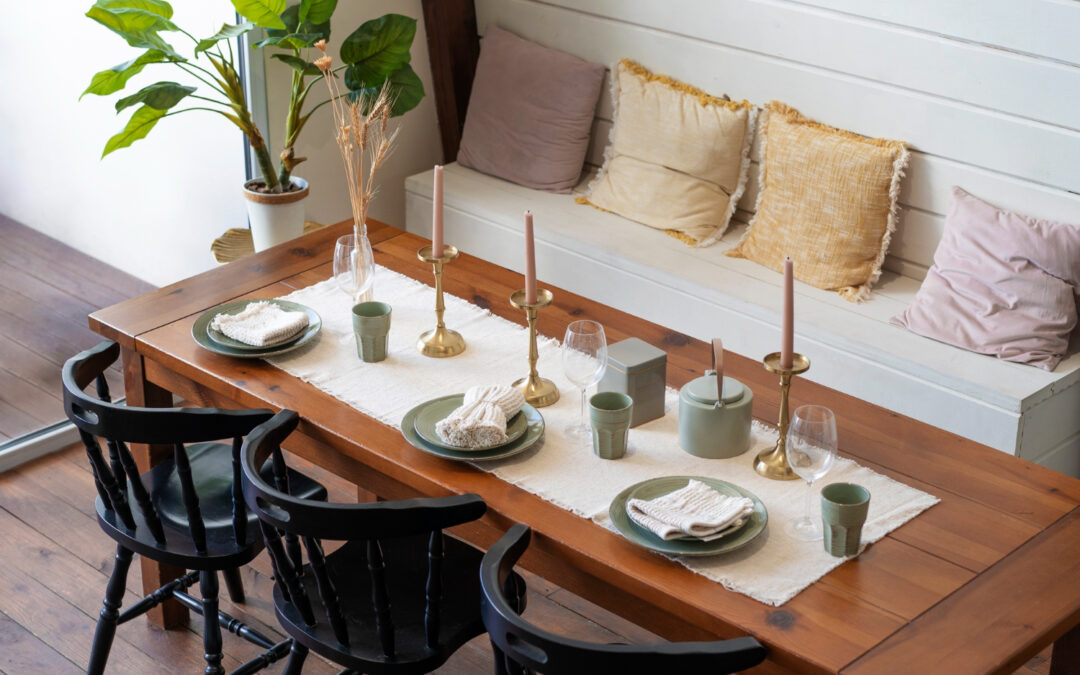 Expandable Dining Tables for Tiny Spaces